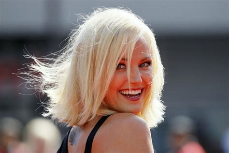 malin åkerman boobs|Malin Akerman Body Measurements Height Weight Bra Size Age。